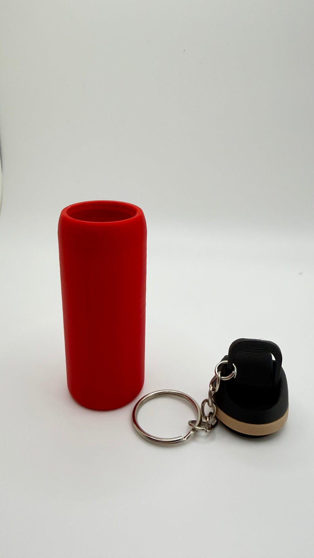 Lipstick Holder Keychain – Elegant & Travel Ready